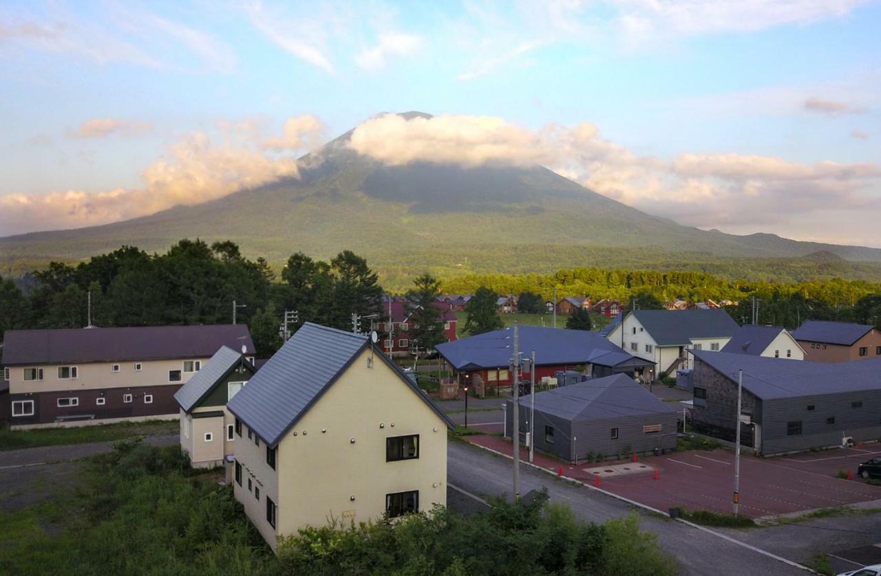 Trailside Apartments Niseko Куттян Экстерьер фото